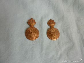 Militaria: insignias republicanas artilleria ..guerra civil..ejercito popular....